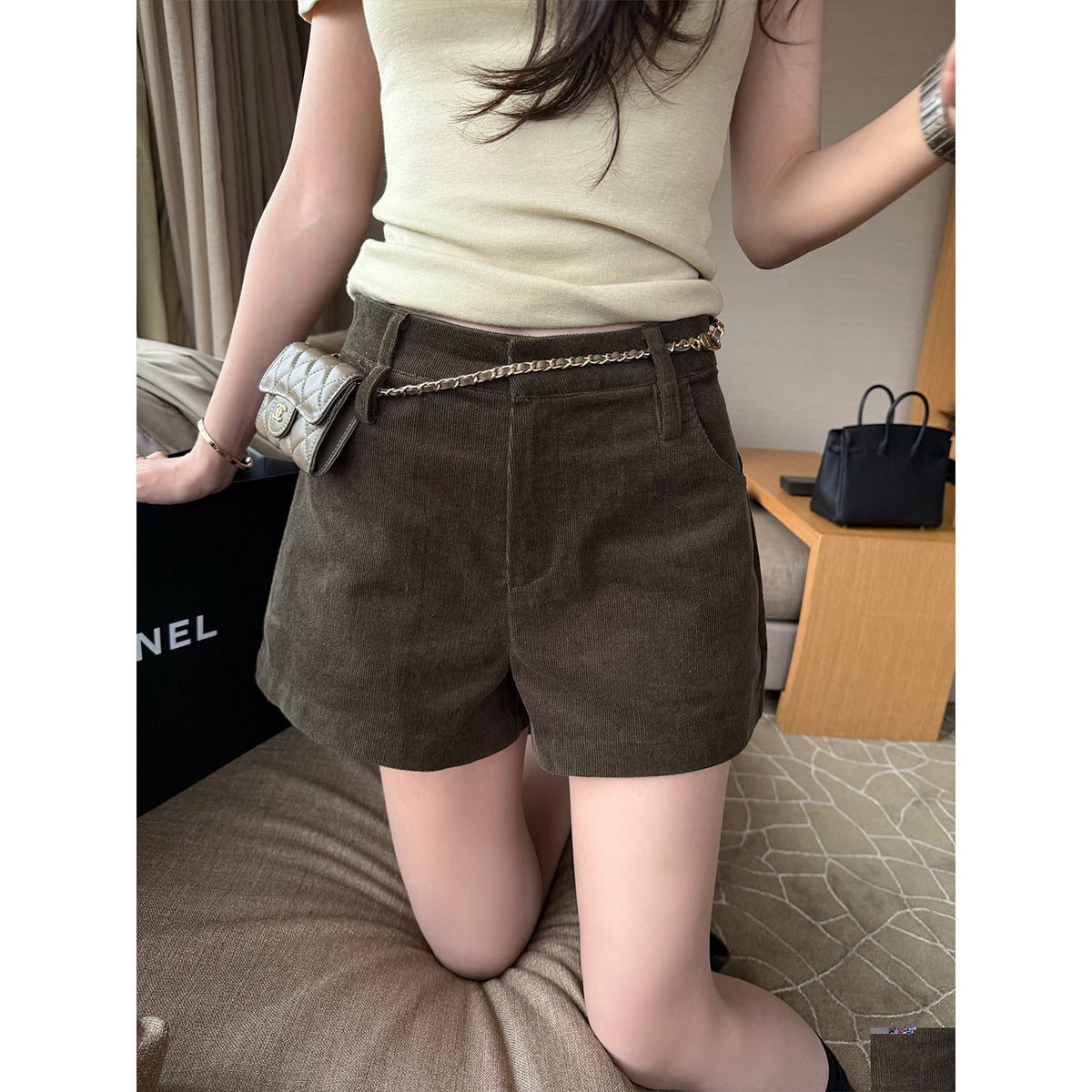 Women's Relaxed Shorts alternate view