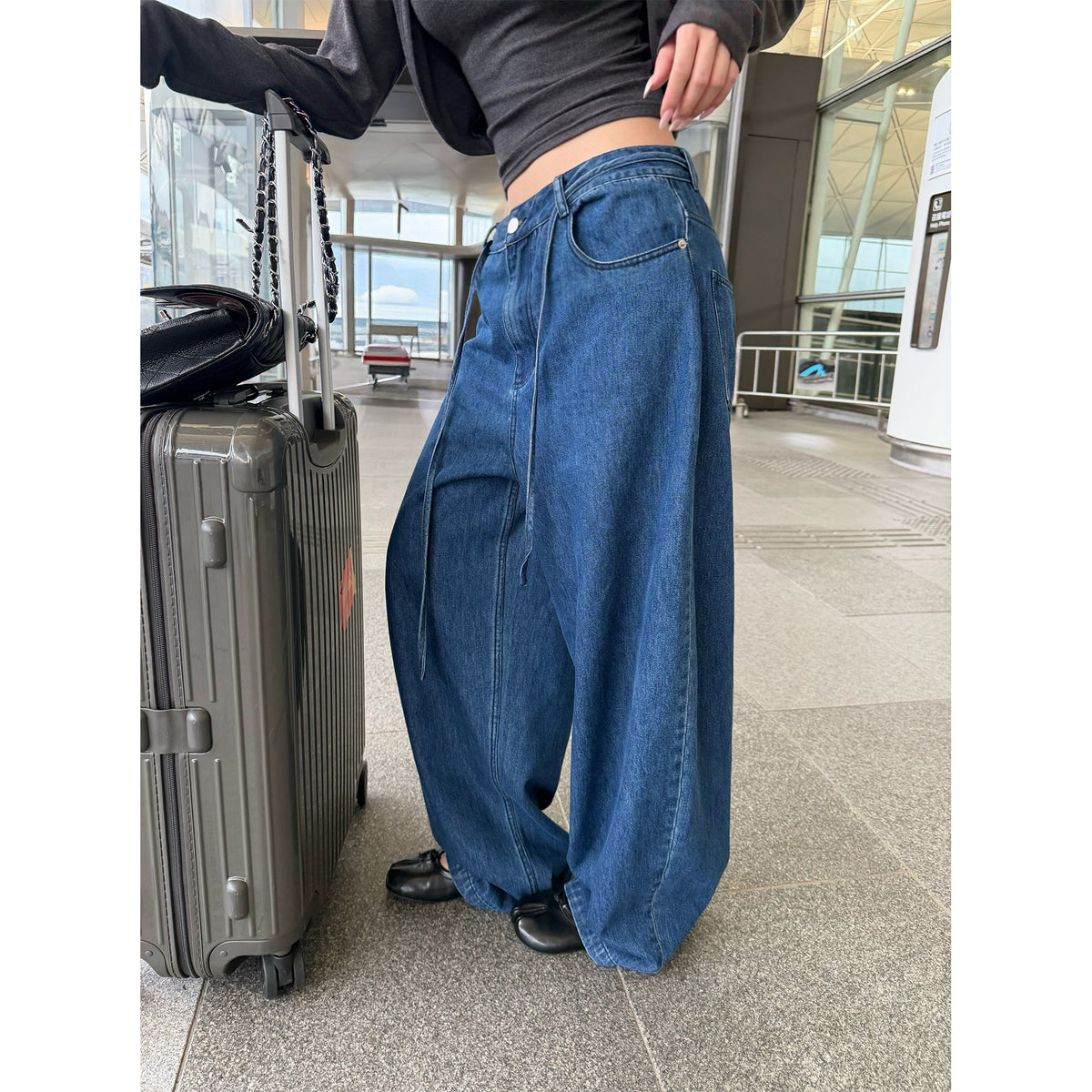 Women's Relaxed Drawstring Wide-Leg Jeans alternate view