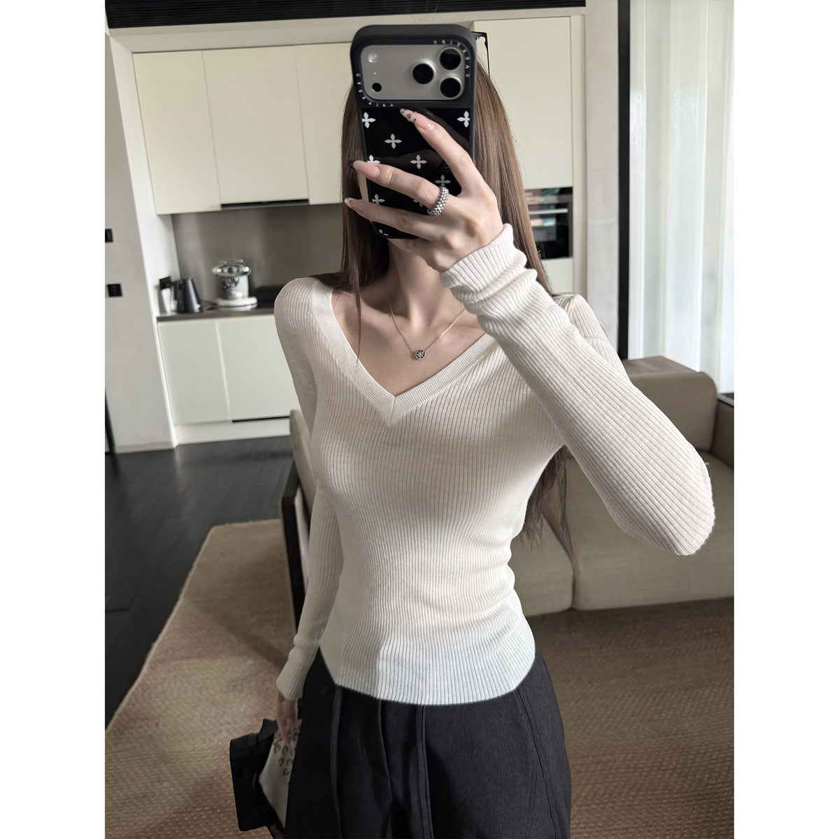 Women's Wool-Blend V-Neck Knit Top alternate view