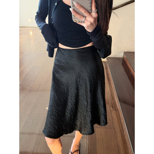 Women's Relaxed Skirt front view