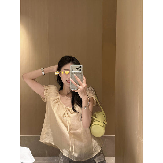 Women's Crew-Neck Everyday Essential front view