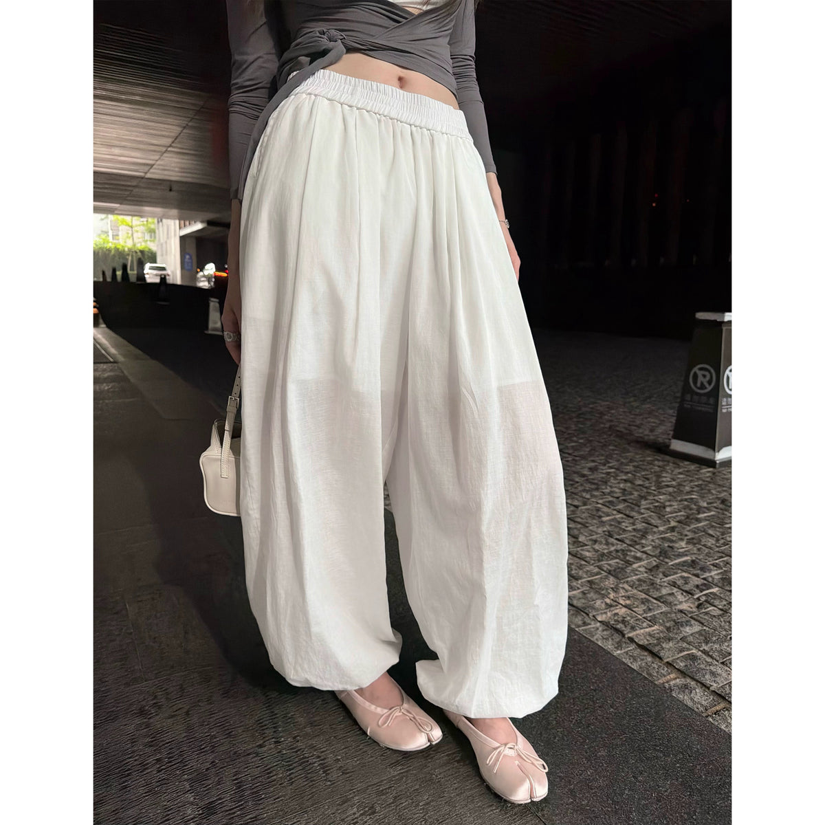 Women's Lyocell Linen-Blend Relaxed Pants front view