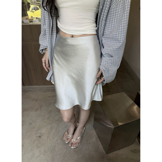 Women's Relaxed Skirt front view