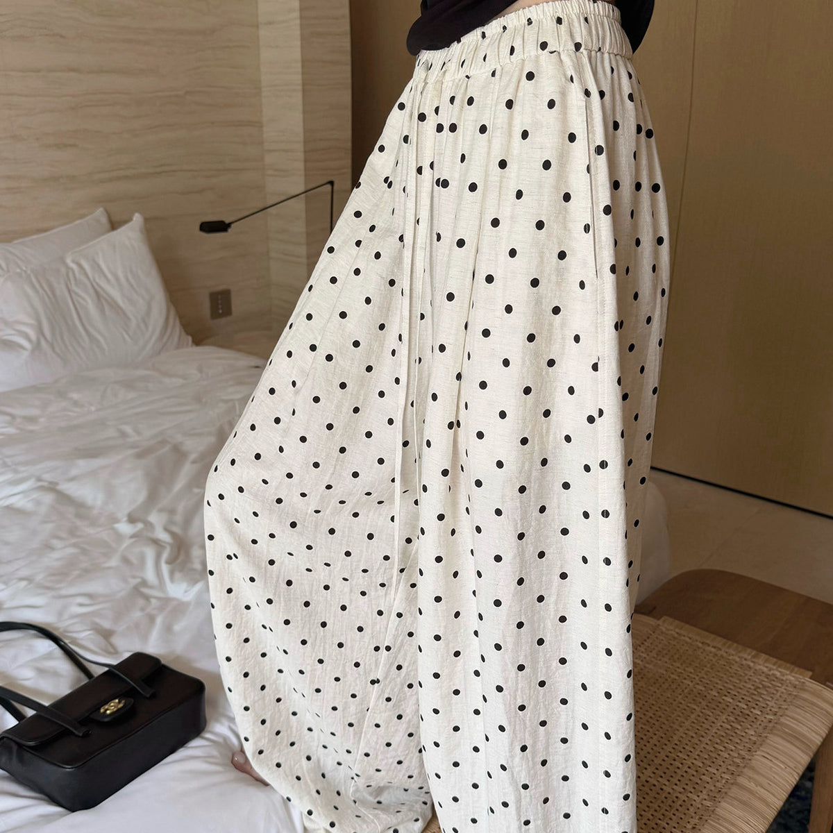Women's Linen-Blend Polka-Dot Wide-Leg Pants detail view