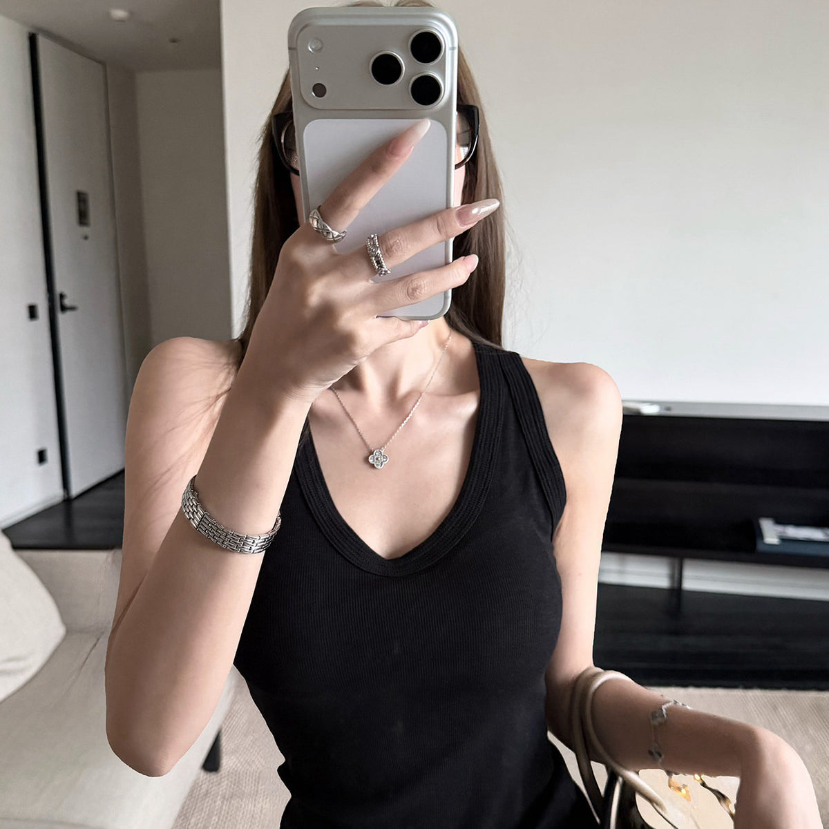 Women's Relaxed Tank Top detail view