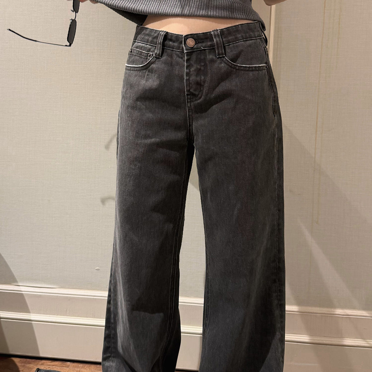 Women's Denim Low-Rise Jeans detail view