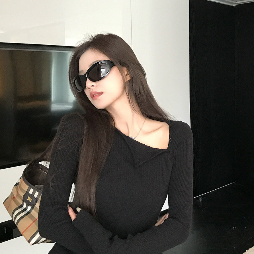 Women's Slim-Fit Long-Sleeve Top detail view