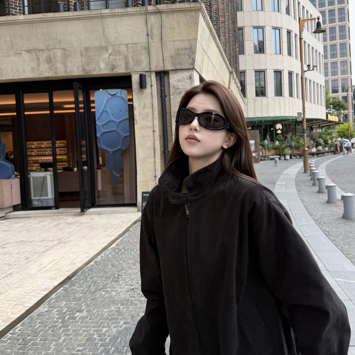 Women's Relaxed Oversized Collared Jacket detail view