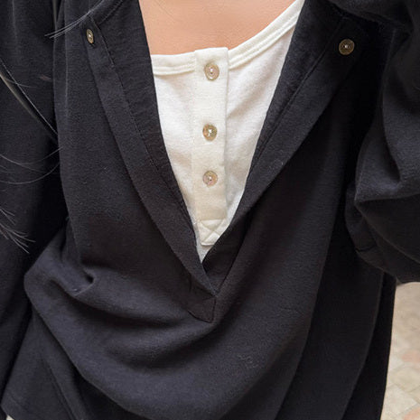 Women's Relaxed Long-Sleeve Top detail view