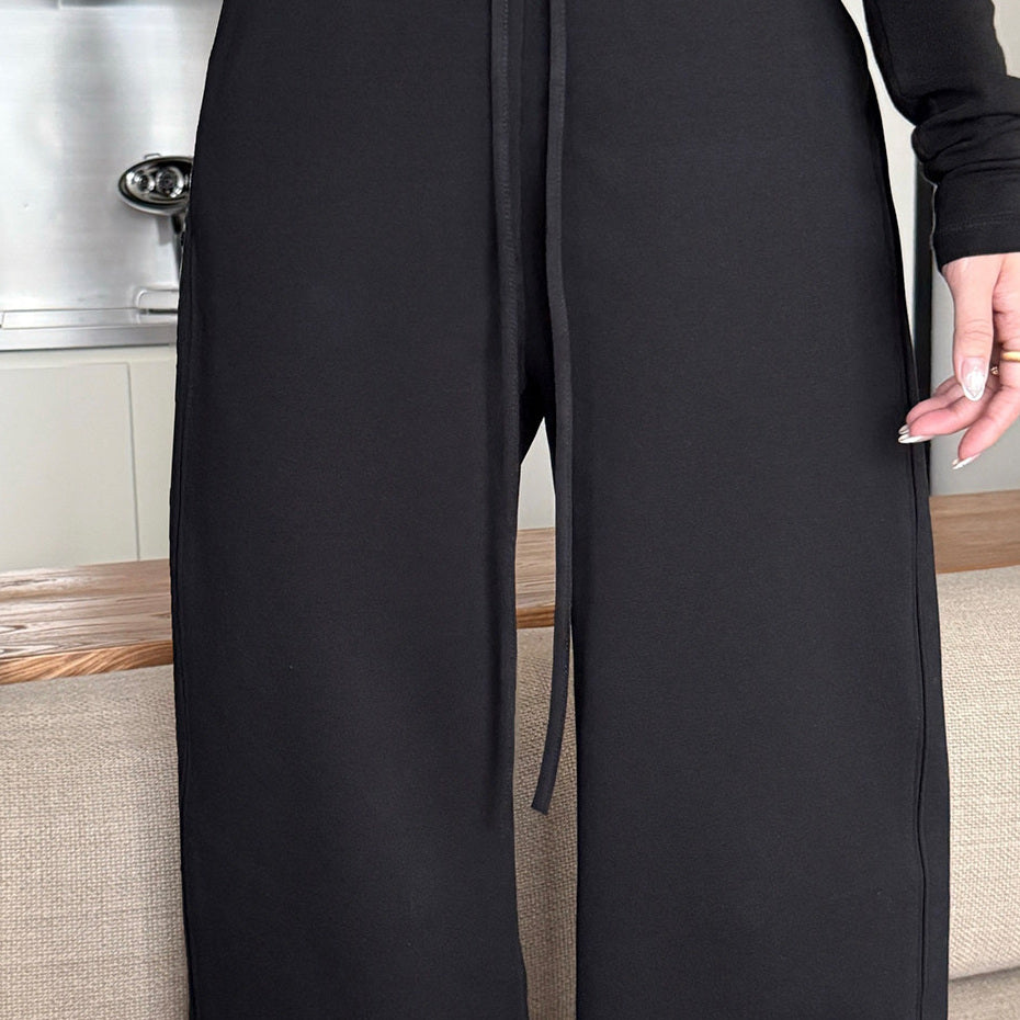 Women's Fleece-Lined Sweatpants detail view