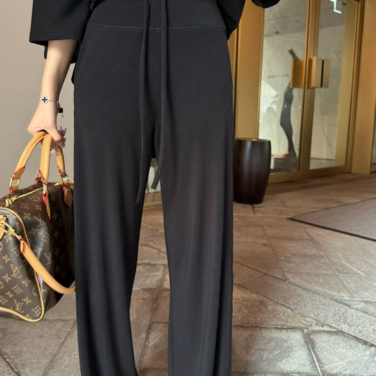 Women's Relaxed Pants detail view