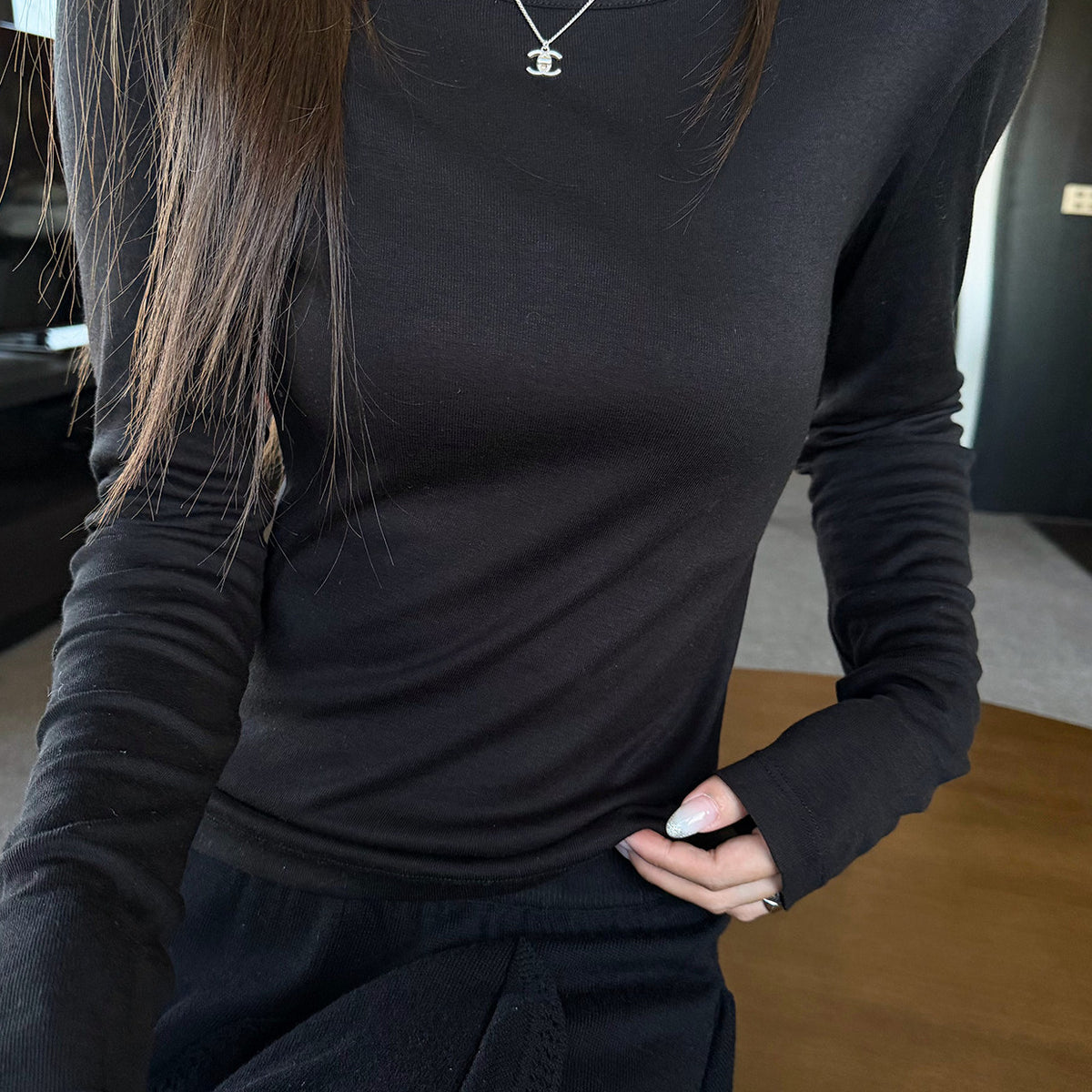 Women's Silk-Blend Lyocell Slim-Fit Long-Sleeve Top detail view