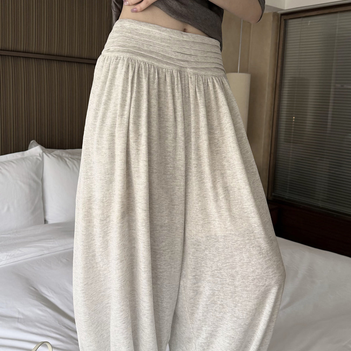 Women's Lyocell Relaxed Pants detail view