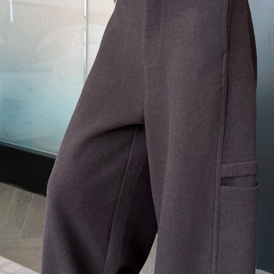 Women's Relaxed Pants detail view