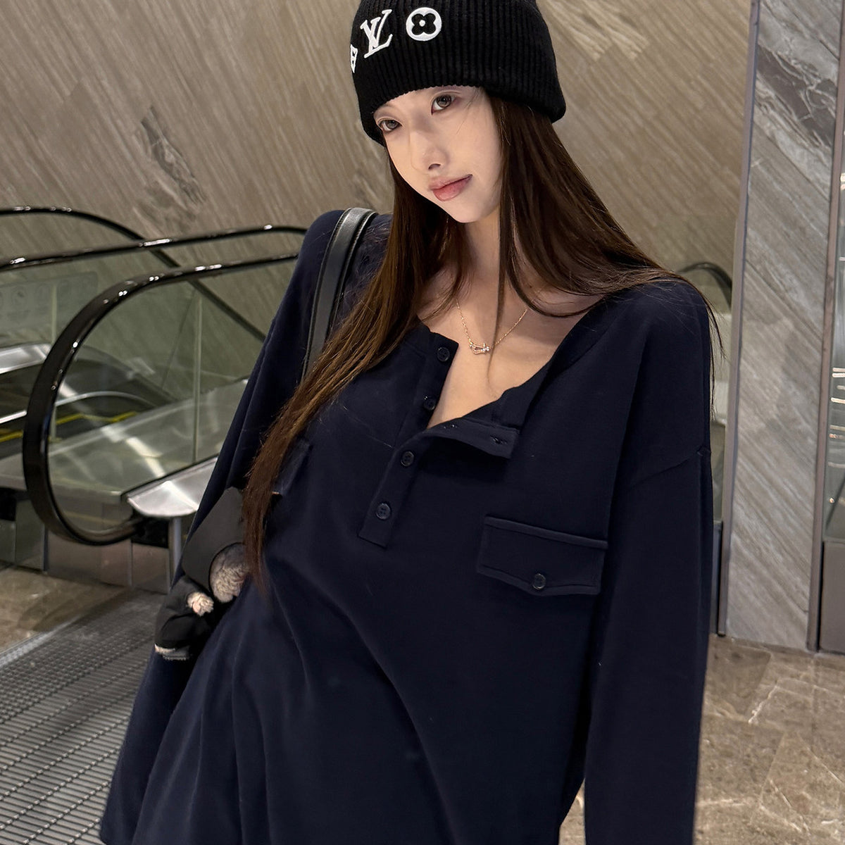 Women's Relaxed Long-Sleeve Top detail view