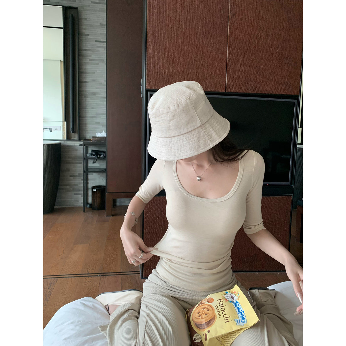 Women's Silk-Blend Lyocell Slim-Fit T-Shirt alternate view