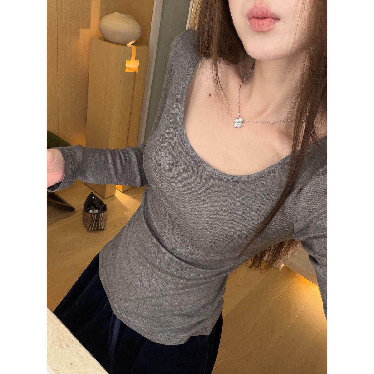 Women's Silk-Blend Lyocell Slim-Fit Long-Sleeve Top alternate view