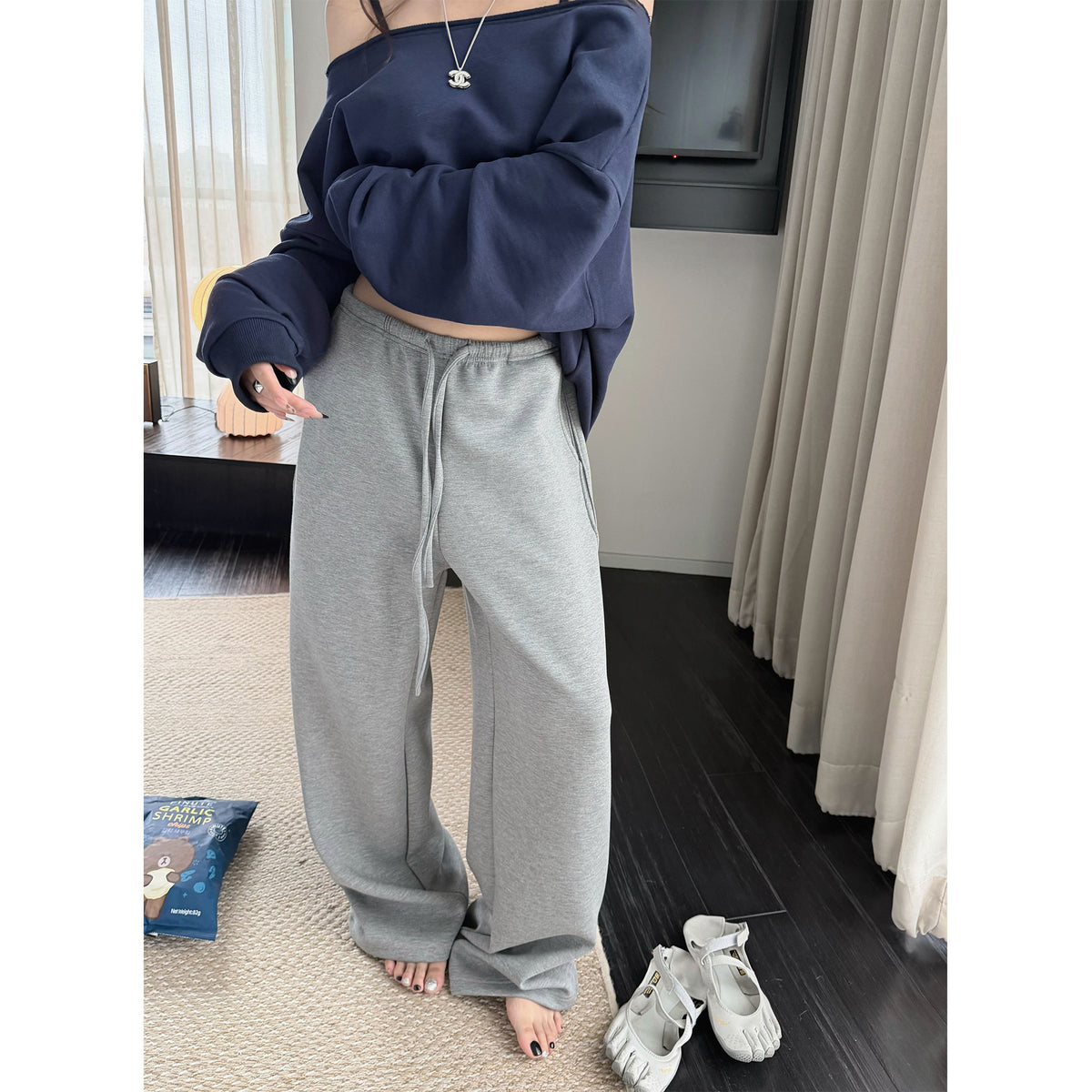 Women's Relaxed Sweatpants alternate view