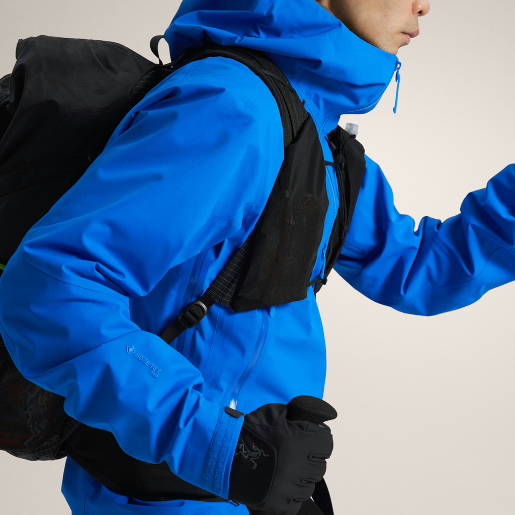 Arc'teryx Beta SV Unisex GORE-TEX Pro Hooded Shell Jacket – Ripple Blue