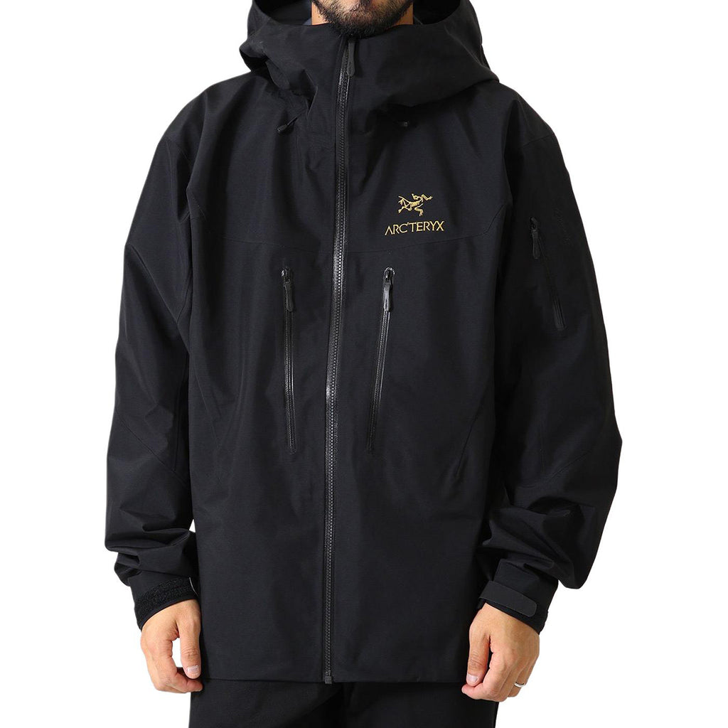 Arc'teryx Alpha SV Gen 7 Men's GORE-TEX Pro Hooded Shell Jacket – 24K Black (Black / Gold Logo)