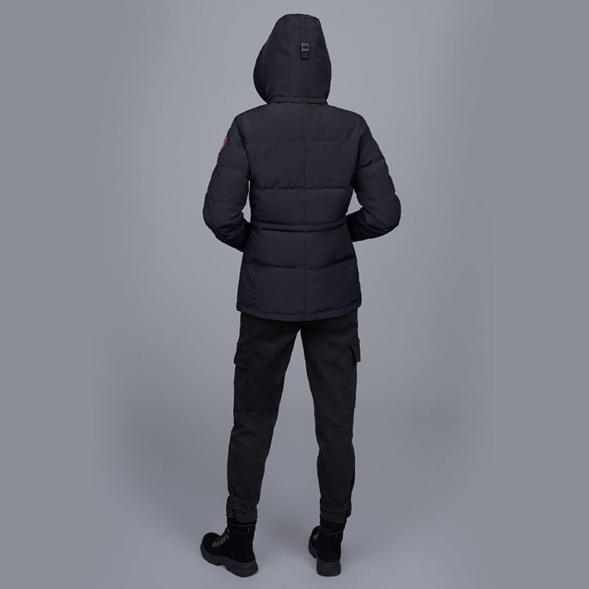 Canada Goose Chelsea Whitehouse Women's Slim-Fit Hooded Down Parka – Dark Navy