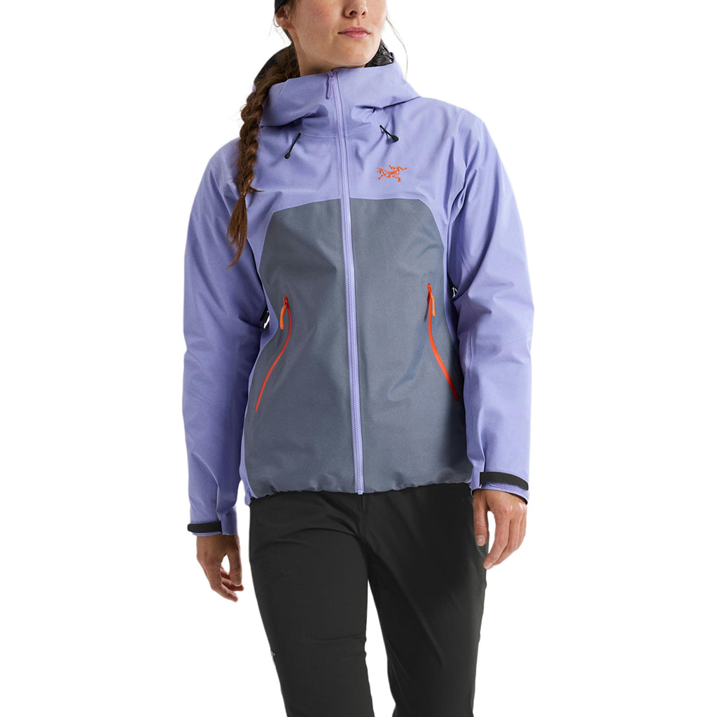 Arc'teryx Beta SL Women's Lightweight GORE-TEX Colorblock Hooded Shell Jacket – Moonstone Purple & Stratus Blue