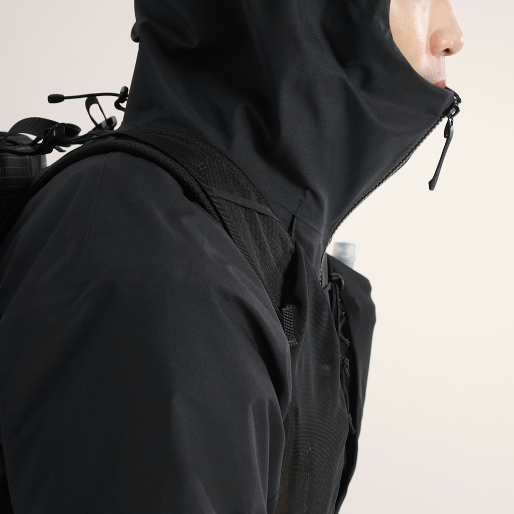 Arc'teryx Beta SV Unisex GORE-TEX Pro Hooded Shell Jacket – Black
