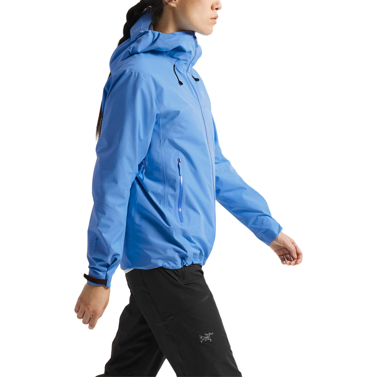 Arc'teryx Beta SL Women's Lightweight GORE-TEX Hooded Shell Jacket – Whistler Blue